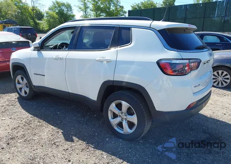 2018 Jeep Compass Latitude 4X4 from USA, damaged, VIN 3C4NJDBB4JT346324